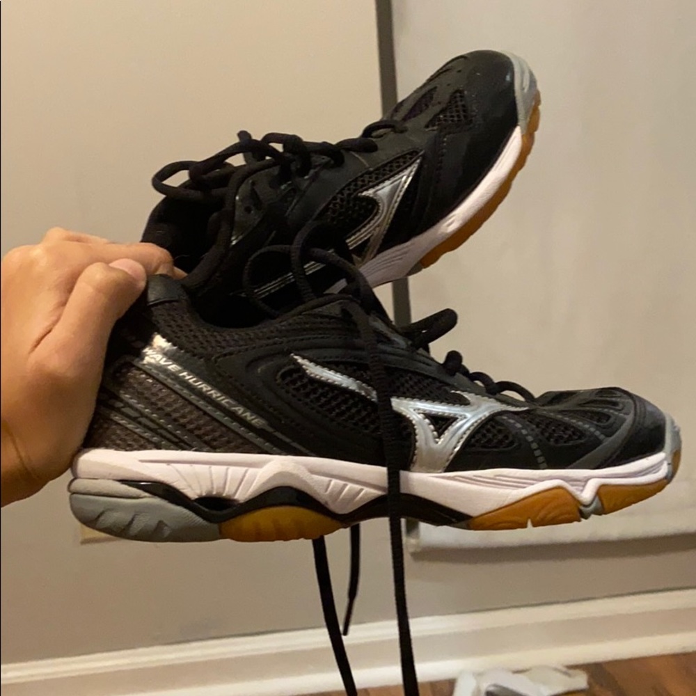 volleyball shoes